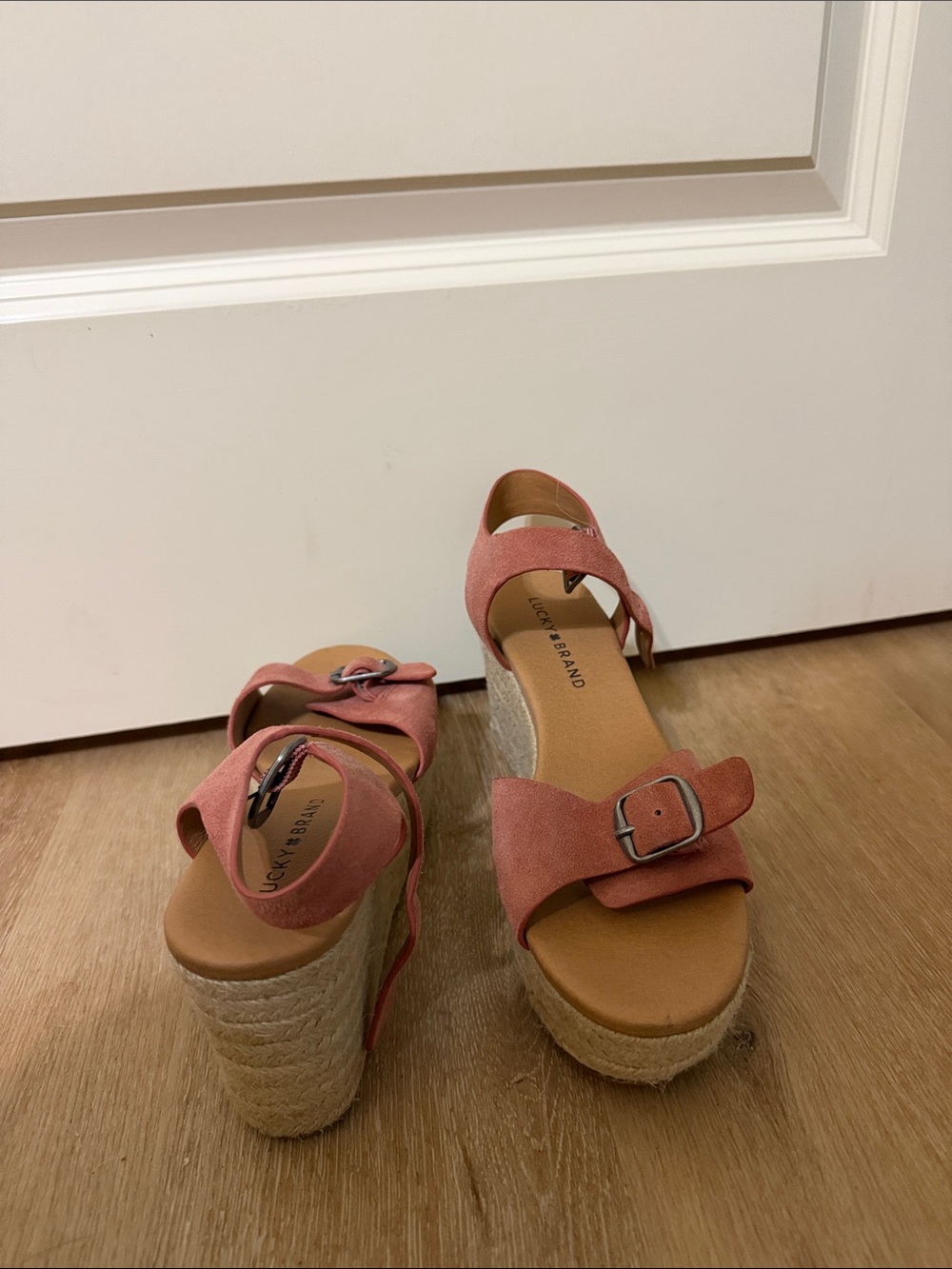 Lucky Brand Womens Pink Suede Buckle Platform Sandals - Picture 3 of 5